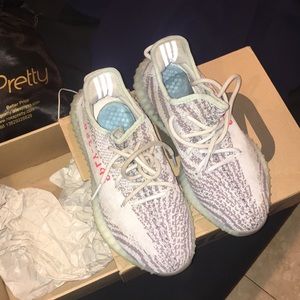 Authentic Yezzy Boost 350 V2 🗣